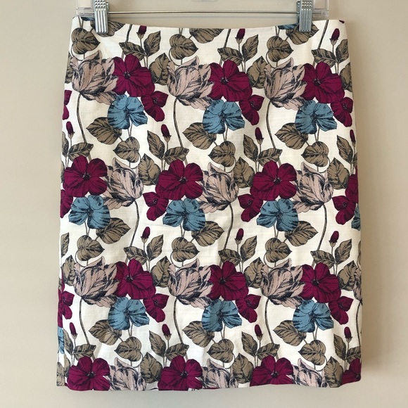 Ann Taylor Dresses & Skirts - Ann Taylor Floral Skirt